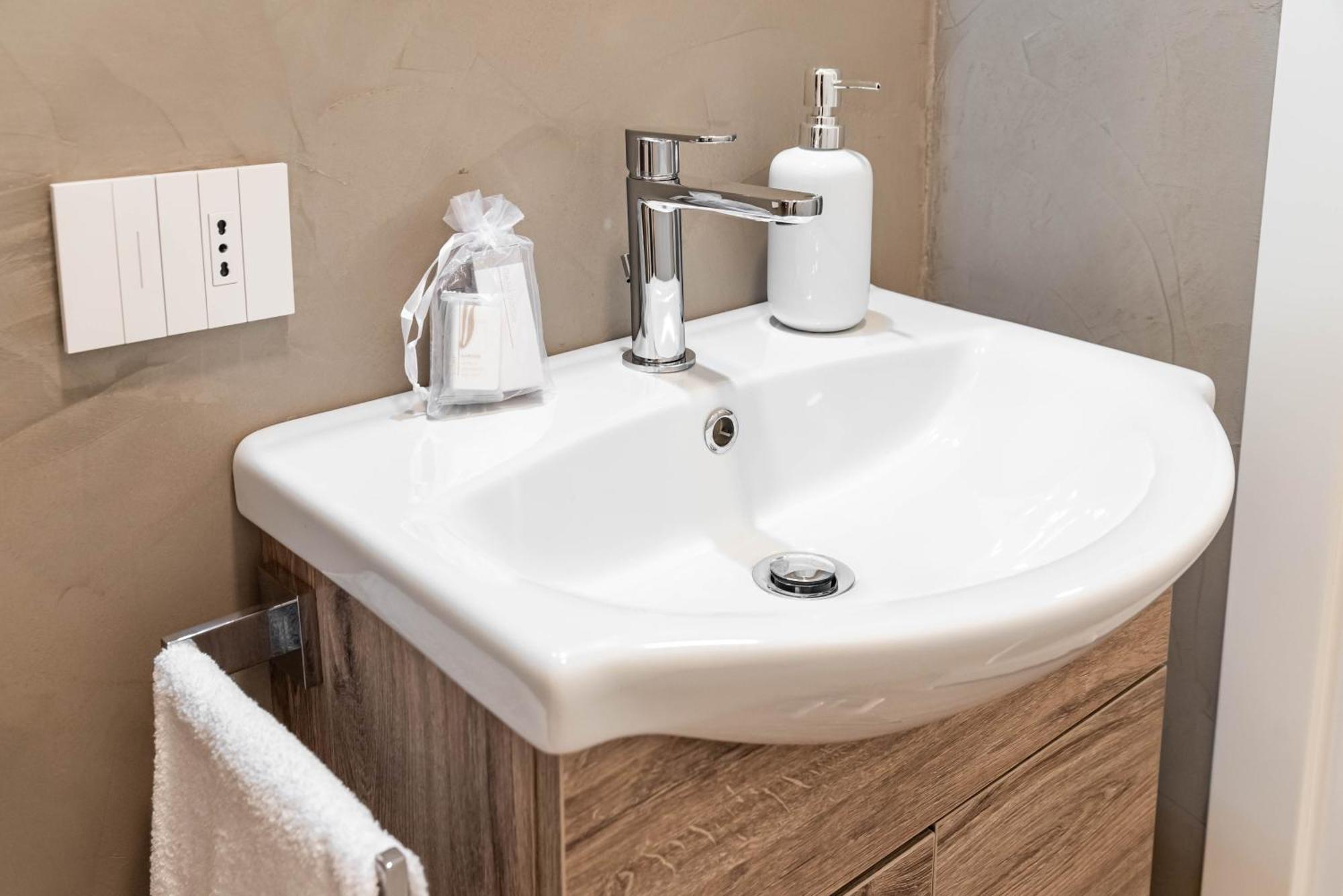We Home - Romeo&Giulietta Luxury Retreat Верона Экстерьер фото